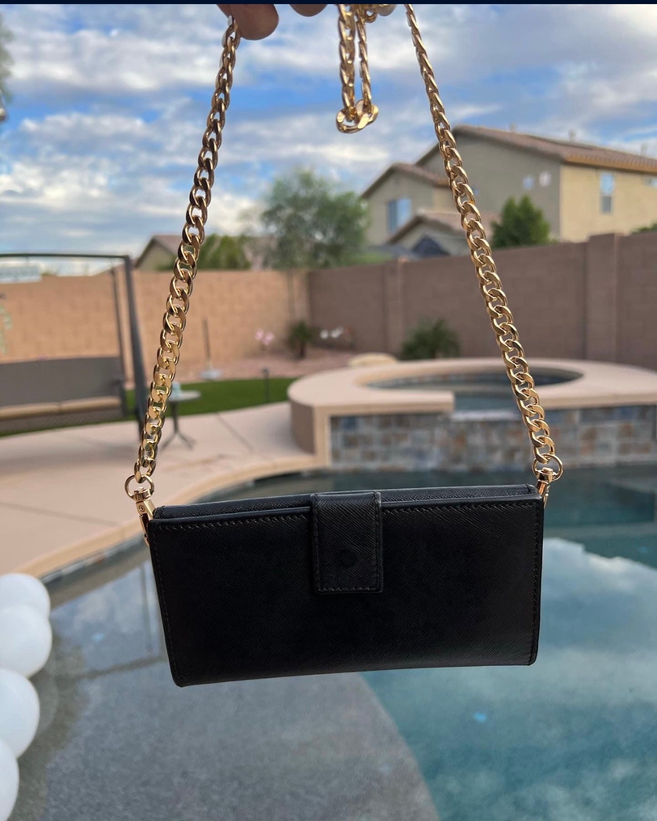 Pre-owned Yves Saint Laurent Wallet On Chain