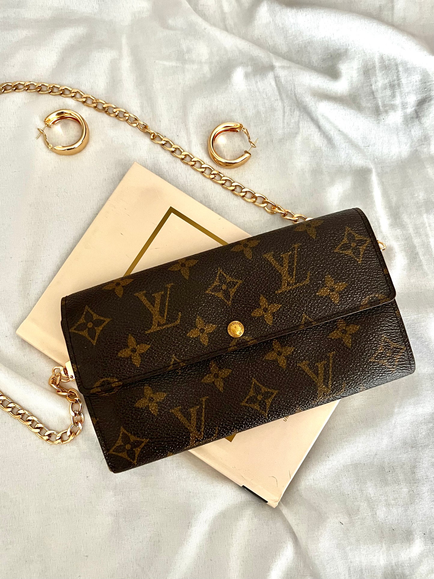 Pre-owned Louis Vuitton Monogram Wallet On Chain Crossbody Bag