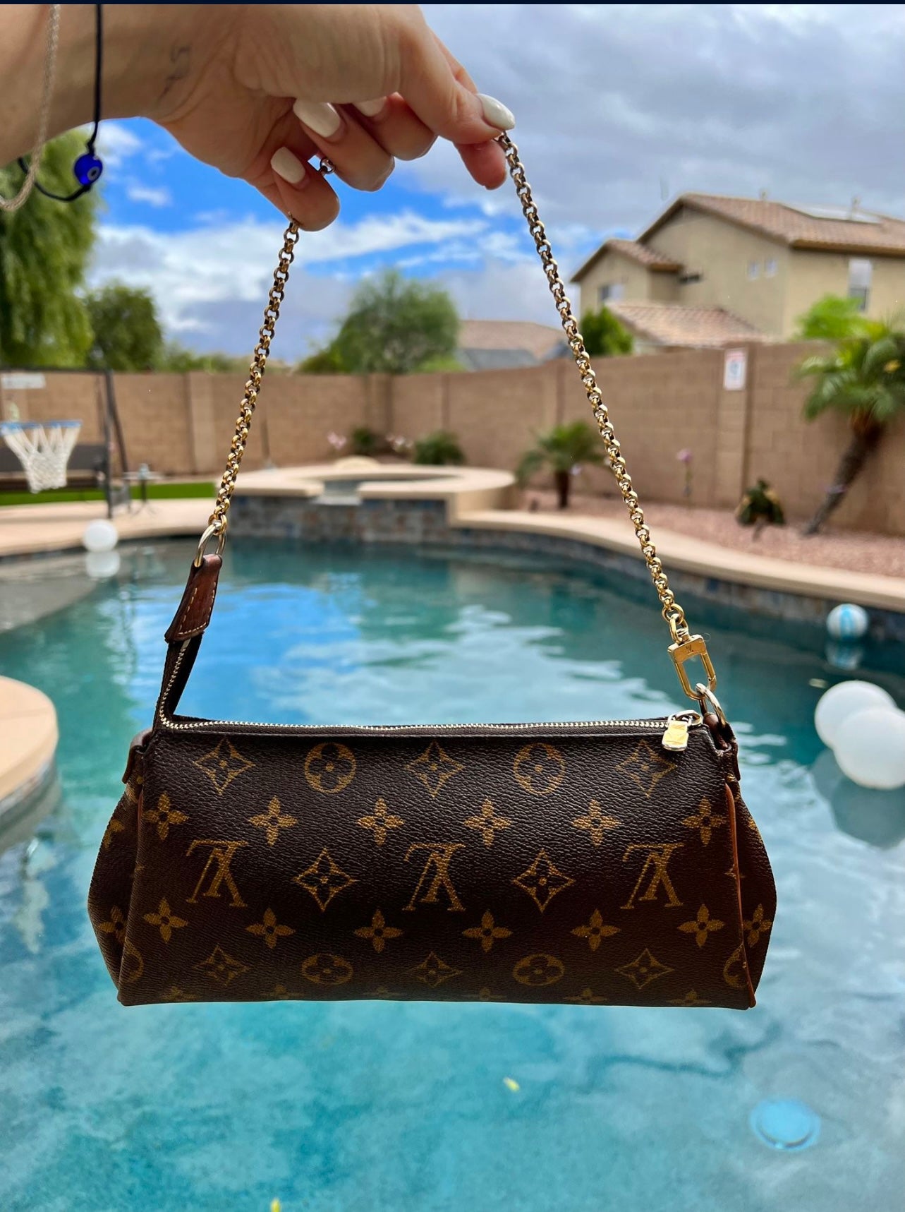 Pre-owned Louis Vuitton Eva Bag