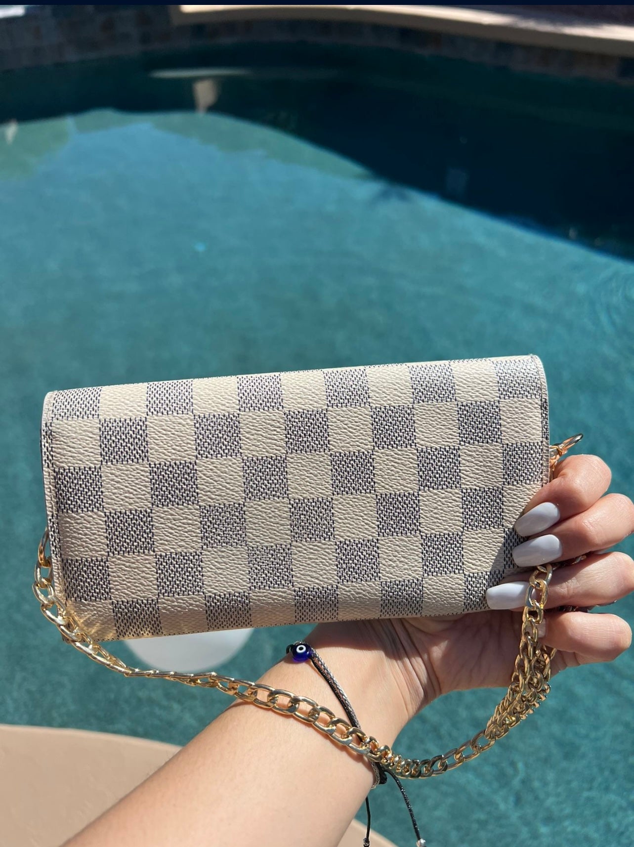 Pre-owned Louis Vuitton Damier Azur Wallet On Chain