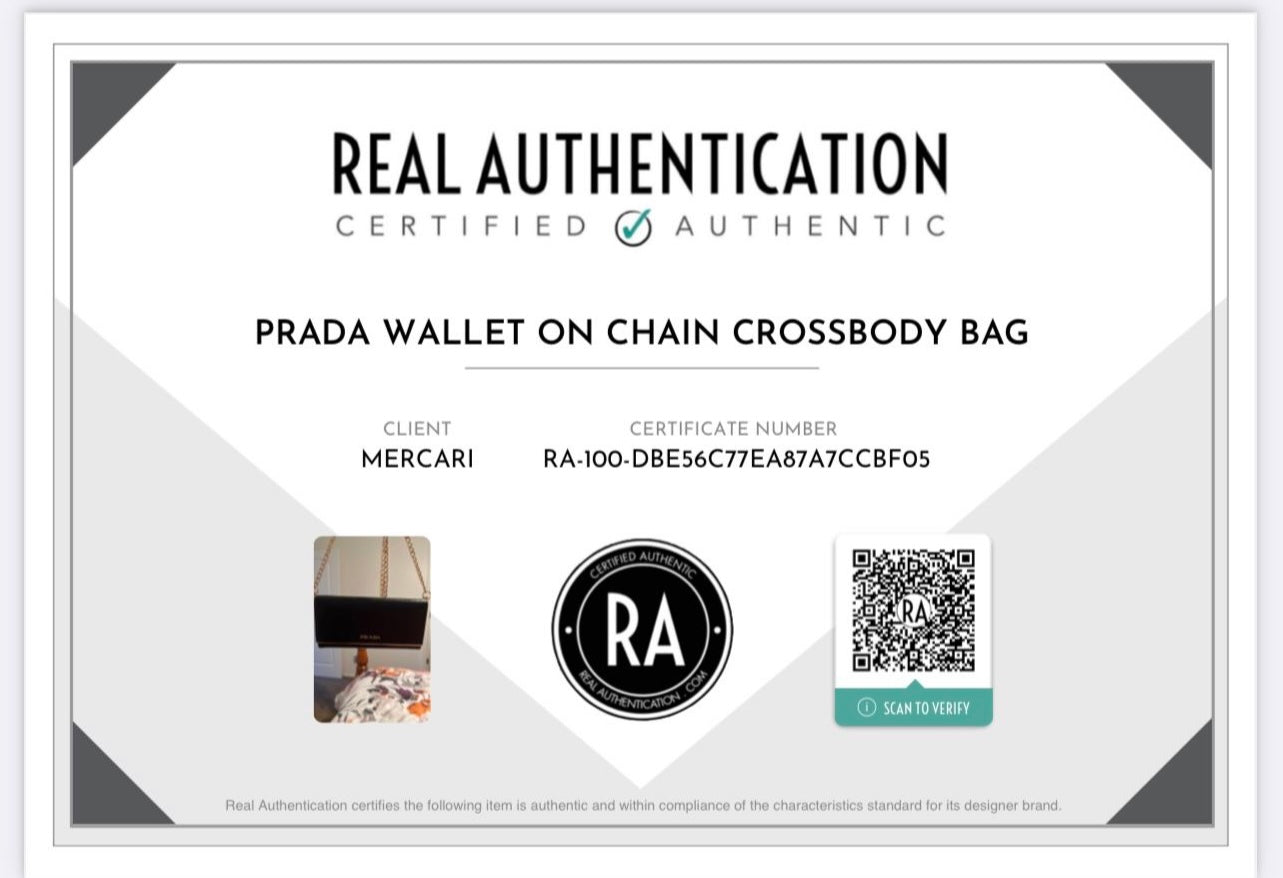 Pre-owned Prada Saffiano Leather Wallet On Chain