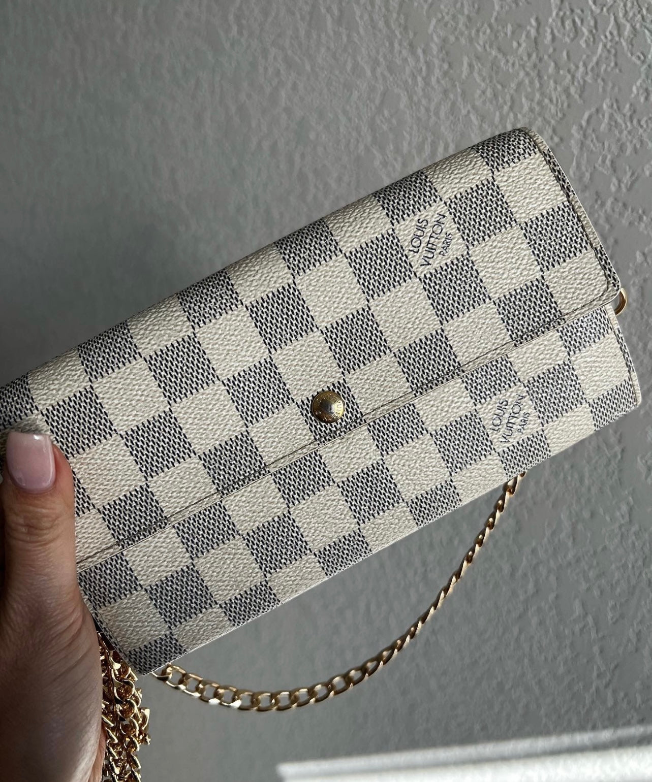 Pre-owned Louis Vuitton Damier Azur Wallet On Chain Crossbody Bag